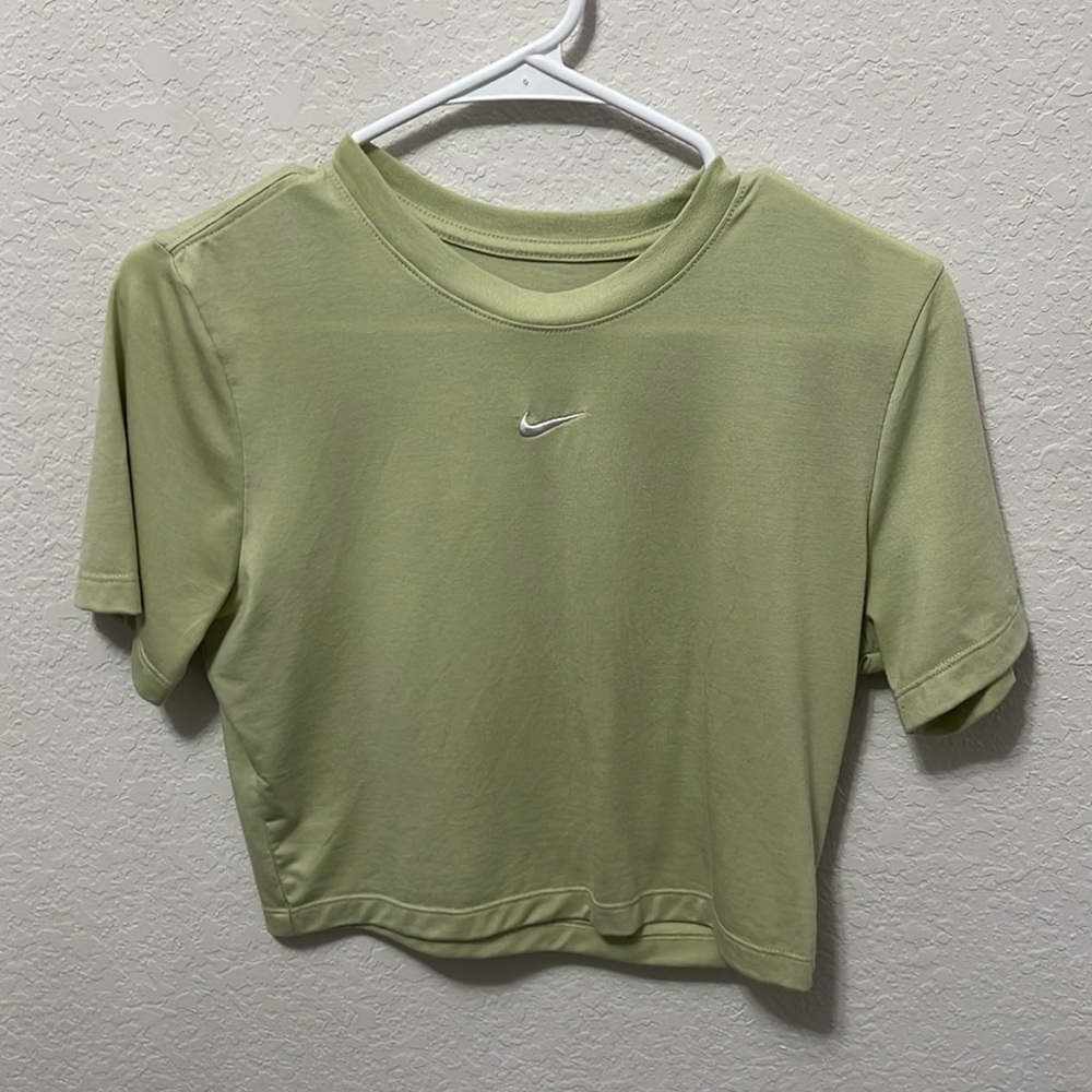 Nike Slim Tee